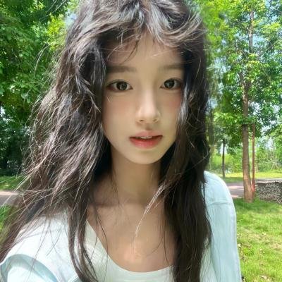 喜欢的人忘记戴眼镜了